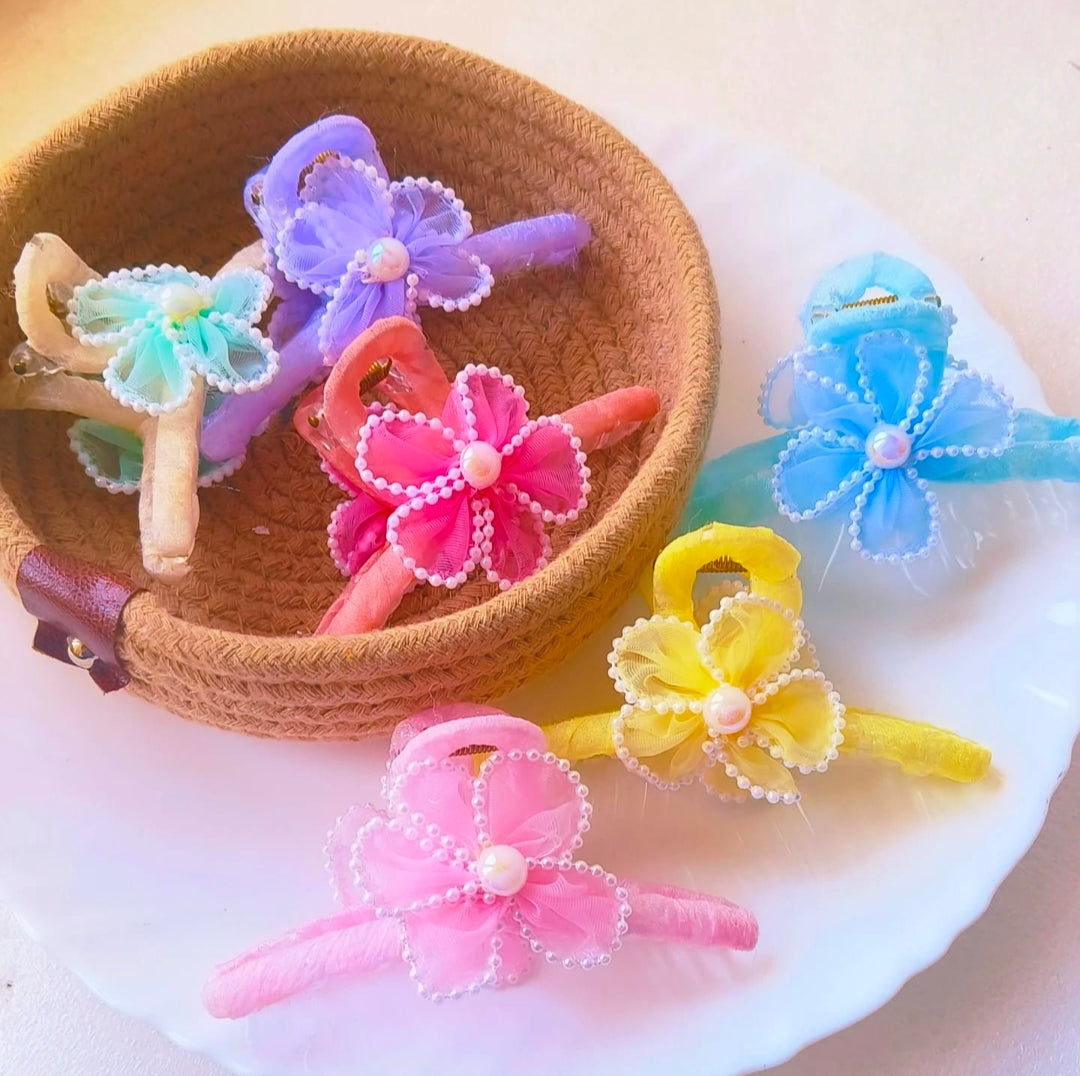 Designer flower Clutcher