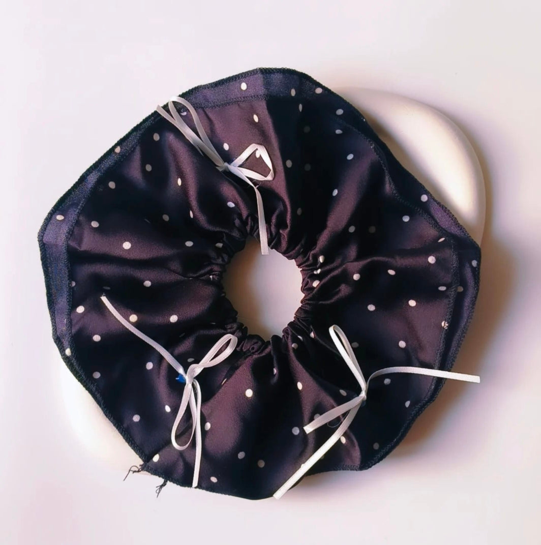 Polka Dot bow Scrunchies