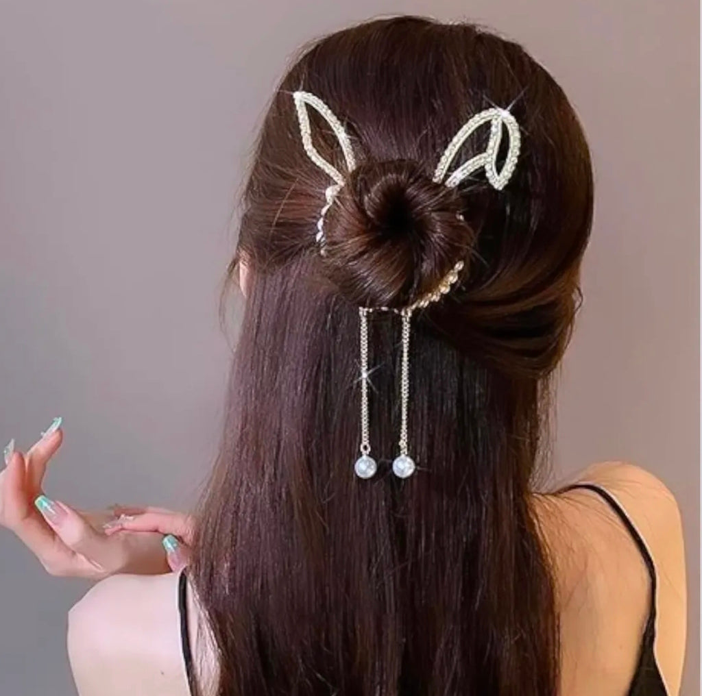 Rabbit bun Clutcher