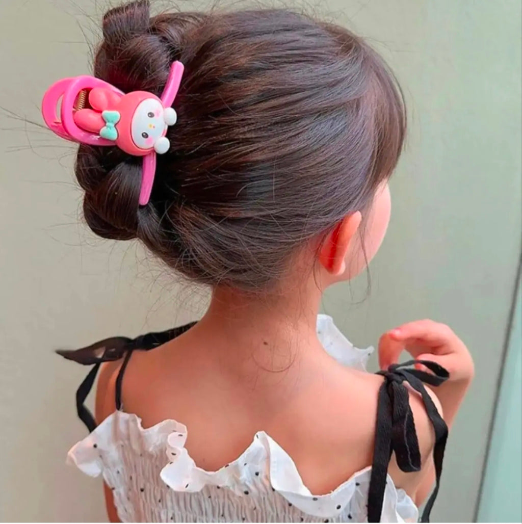 Cute Sanrio-inspired Clutcher
