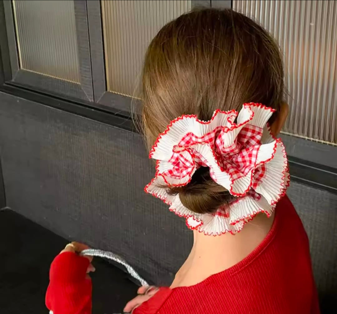 Pintresty Scrunchie