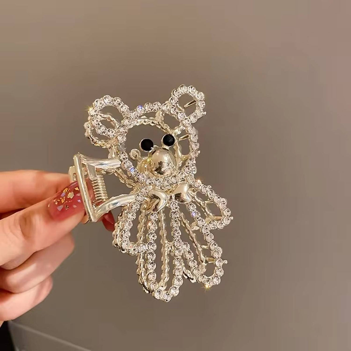 Designer Stone Teddy Clutcher