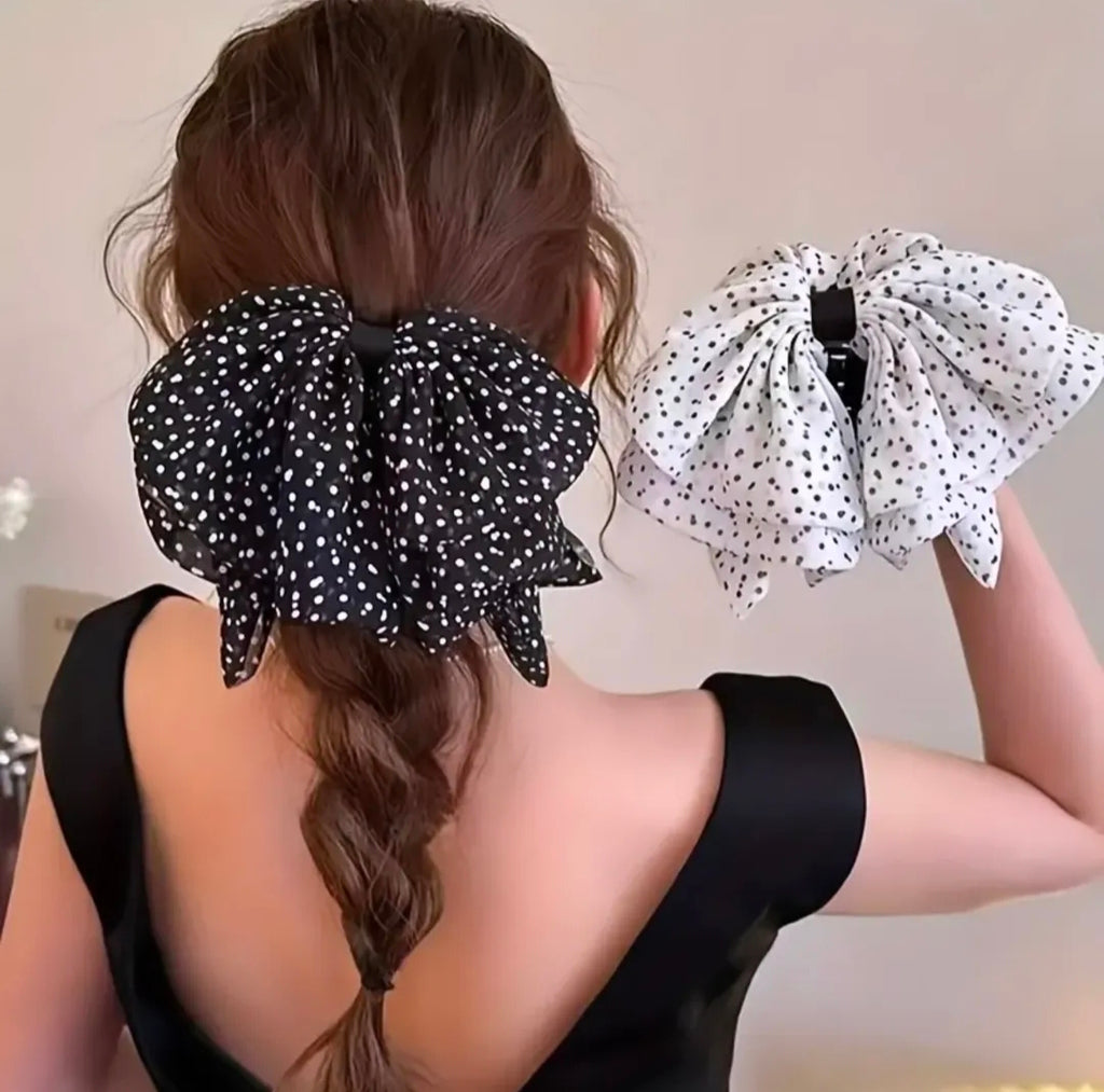 Bow Design polka dot Clutcher