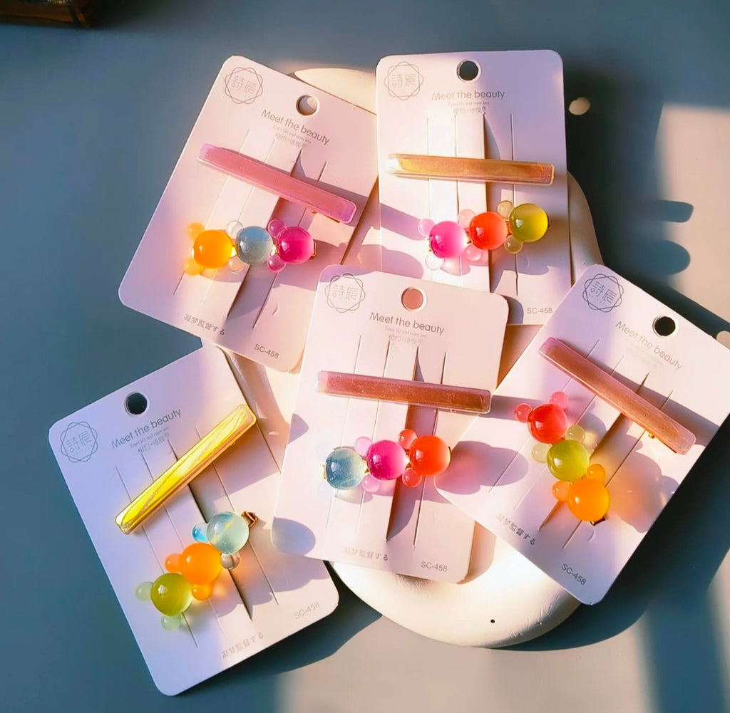 Cute clips set