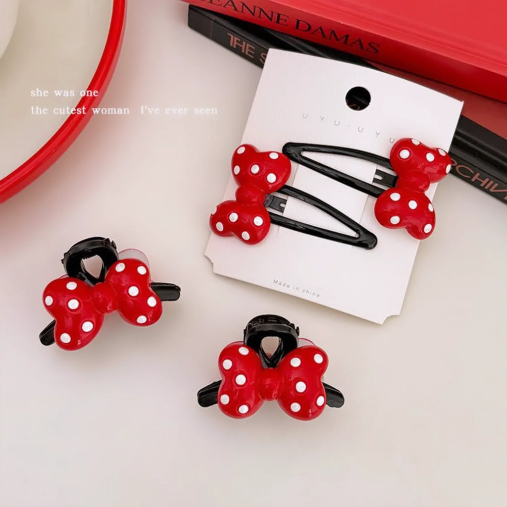 One pair Mickey Claw