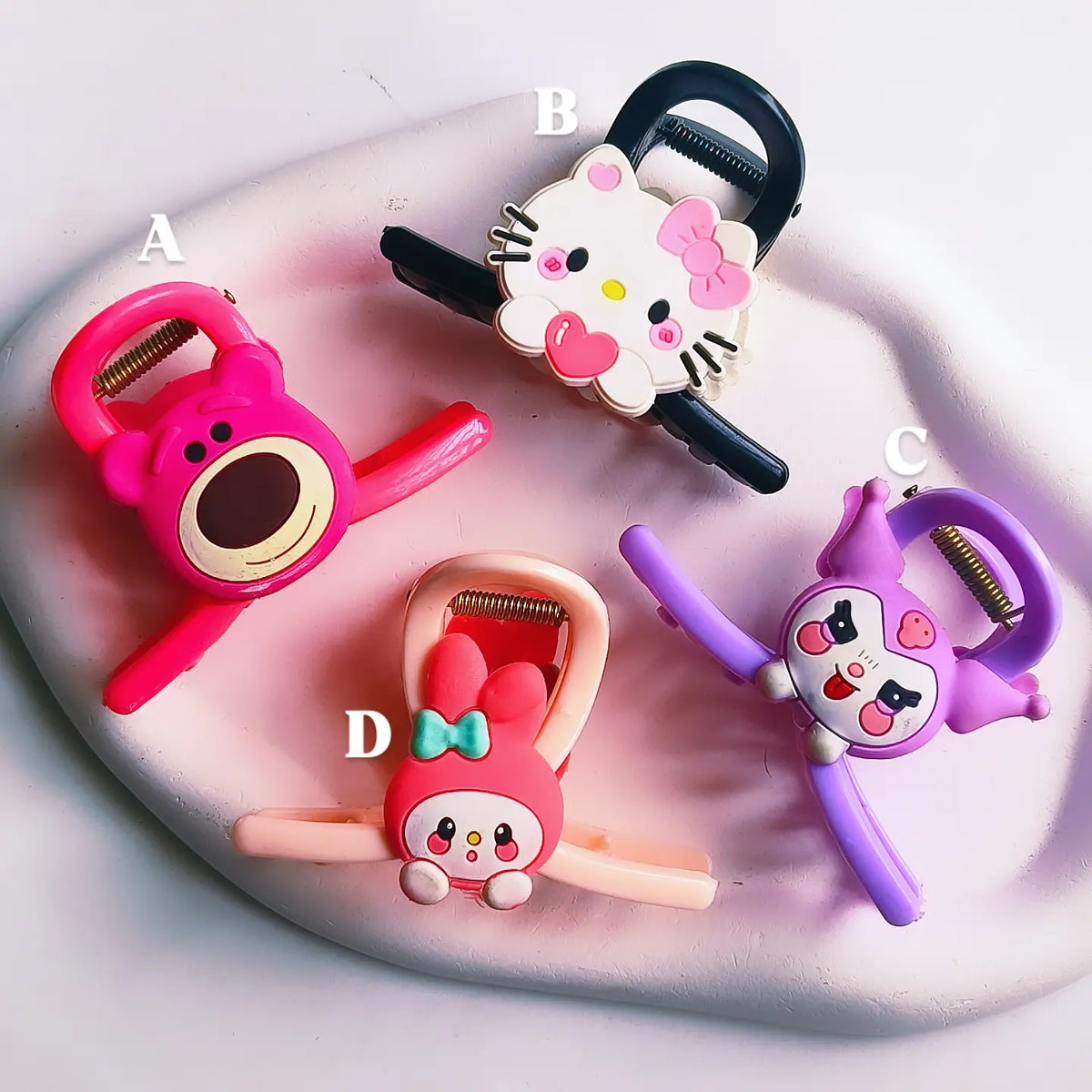 Cute Sanrio-inspired Clutcher