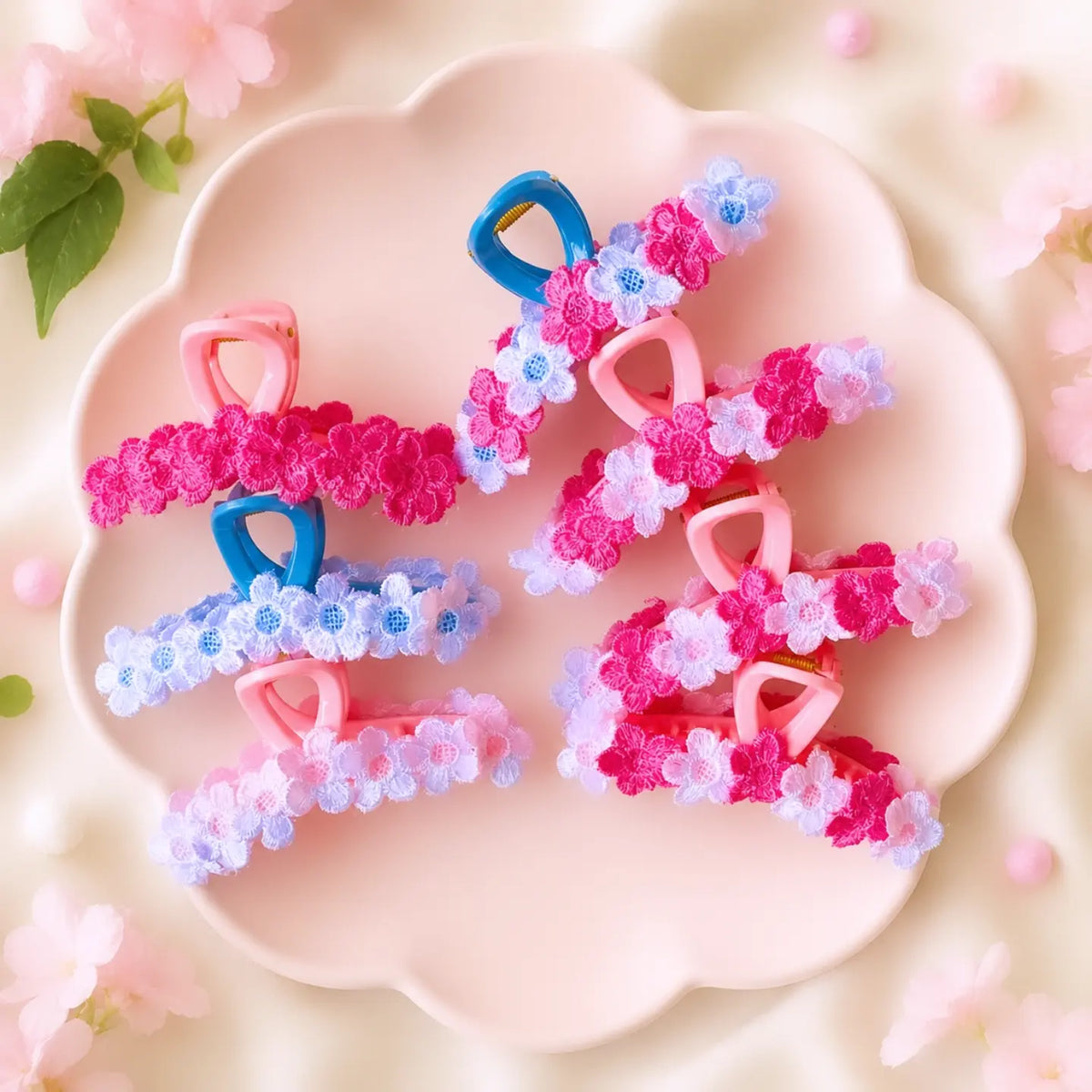 Beautiful flower Clutcher