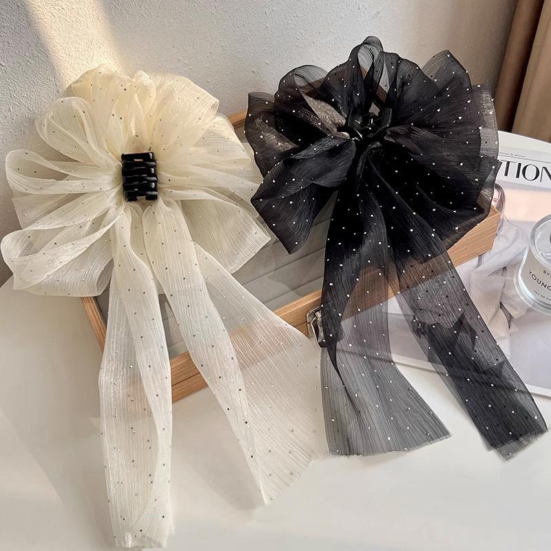 Designer Clutcher